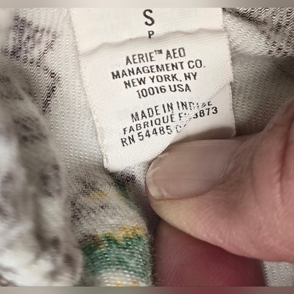 Aerie Christmas in New York Lounge Joggers Size S - Picture 7 of 7